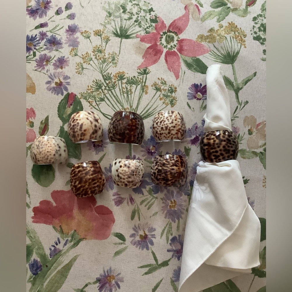 Vintage Tiger Cowrie Shell Napkin Rings – Set of 8